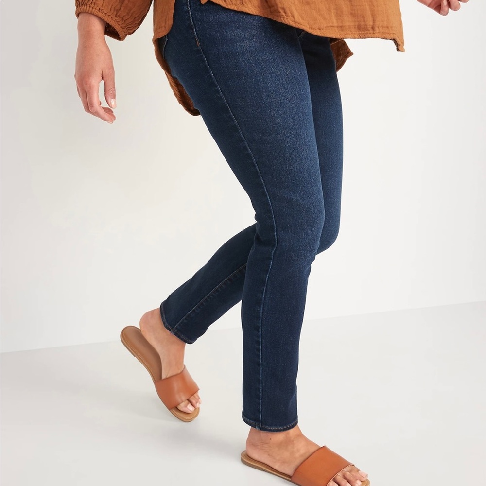 Old Navy Maternity Full Panel Skinny Jeans (NWT)